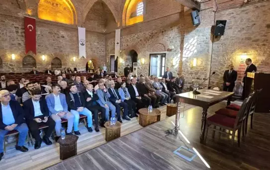 Harmancık'ta Sosyal Yardımlaşma Derneği'nin Olağan Genel Kurulu Yapıldı