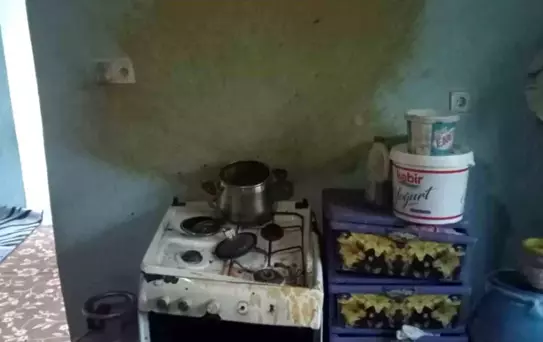 Hakkari'de Düdüklü Tencere Patladı, Ev Hasar Gördü