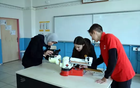 Muşlu Öğrencilerden Yapay Zeka İle Yangın Projesi