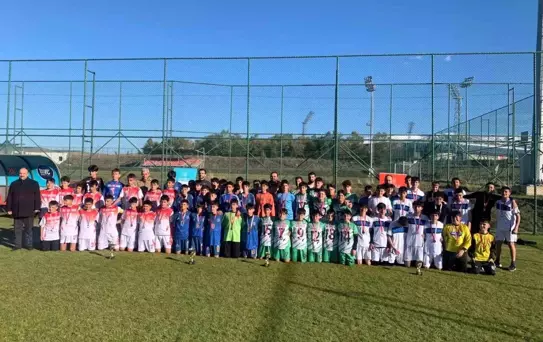 Erzurum'da Şampiyon Ömer Nasuhi Bilmen Ortaokulu