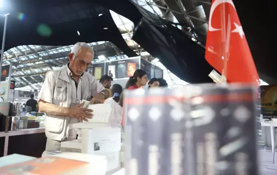 Antalya Kitap Fuarı'na 1 Milyon Ziyaretçi