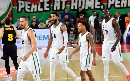 Karşıyaka'da Basketbol Takımından Antrenman Boykotu