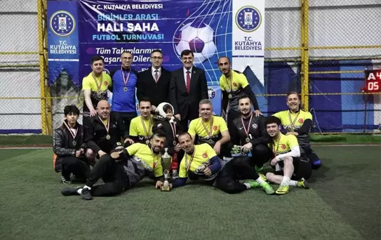 Kütahya Belediyesi 2024 Halı Saha Futbol Turnuvası'nın Şampiyonu Belli Oldu