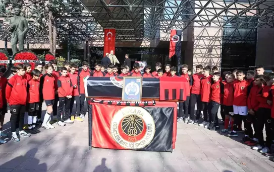 Rüzgarın Oğlu Zeynel Soyuer Ebediyete Uğurlandı