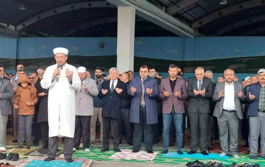 Kütahya'da Kuraklık İçin Yağmur Duası Yapıldı