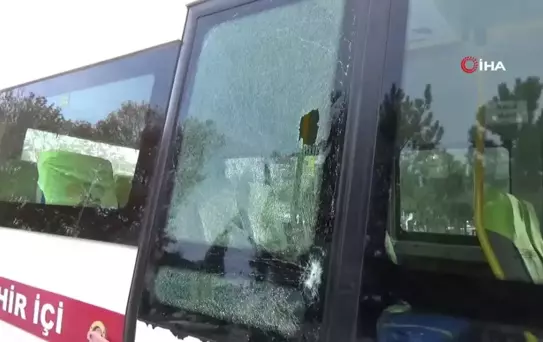 Tavşanlı'da Dolmuş Şoförleri Taşlı Saldırılara Maruz Kalıyor
