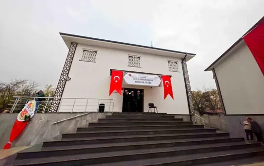 Düzce'de Hacı Hikmet Şen Camii Açıldı