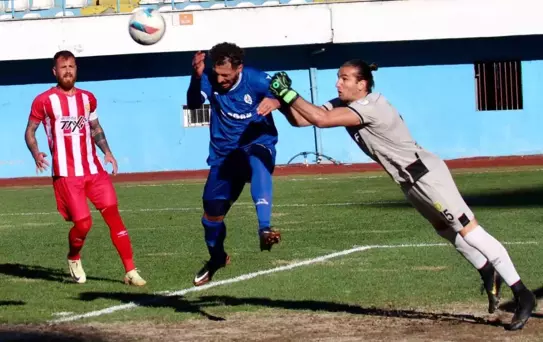 Pazarspor, Osmaniyespor'u Geçti