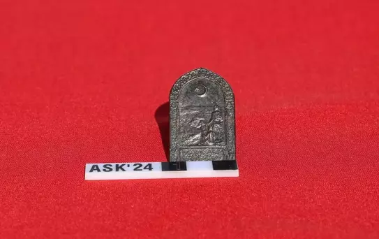 Diyarbakır'da Amida Höyük'teki kazılarda 'Çanakkale Savaşı rozeti' bulundu