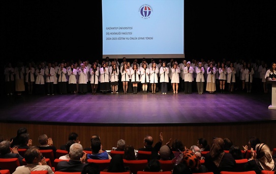 GAÜN Diş Fakültesi Öğrencileri Beyaz Önlük Giydi