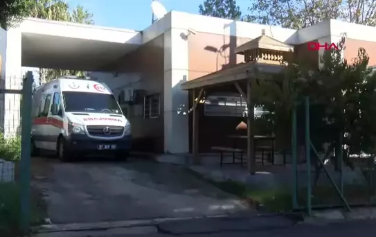Antalya'da Kadın Ambulans Ekipleri Zorlu Görevlerine Devam Ediyor