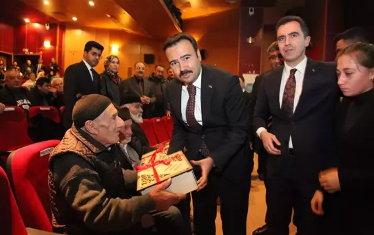 Ahlat'ta, Ahıska Türklerinin sürgün edilişinin 80. yılı dolayısıyla anma programı düzenlendi