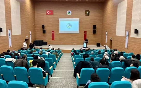 KAEÜ'de Yapışık İkiz Ameliyatları Eğitimi