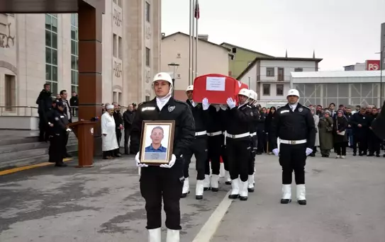 Muş'ta Kalp Krizi Sonucu Vefat Eden Polis Memuru İçin Tören