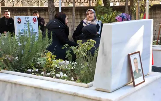 Konya'da şehit polis anısına lokma dağıtıldı
