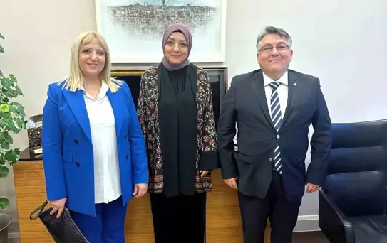 Rektör Özölçer'den Saadet Oruç'a Ziyaret