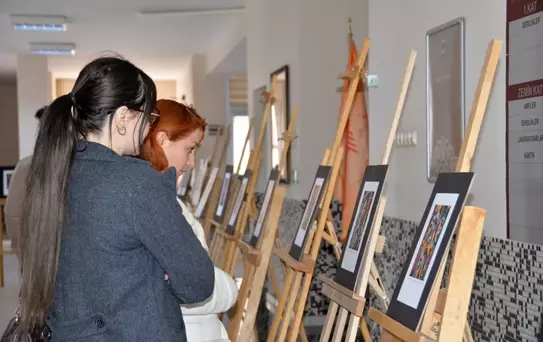 Gazze'ye Dikkat Çekmek İçin Sergi Açıldı