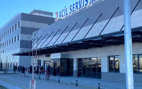 Kulu'da Elektrikli Bisiklet Devrildi: İki Yaralı