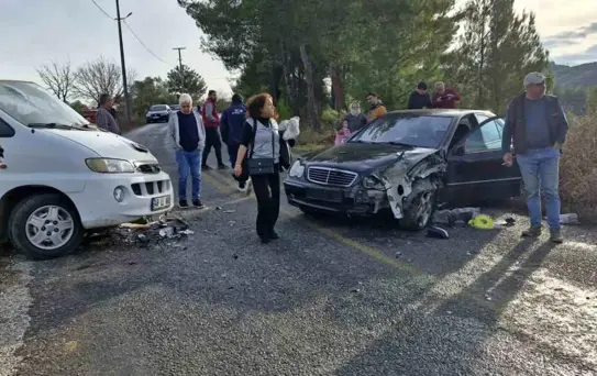 Milas'ta Kaza: 3 Yaralı