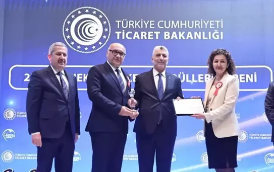 SAÜ'de Çeşitli Konferanslar ve Ödüller