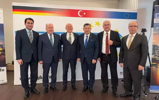 Başkan Kul Almanya'da Türkiye'yi Temsil Etti