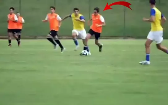 Efsane futbolcunun oğlu da efsane çıktı
