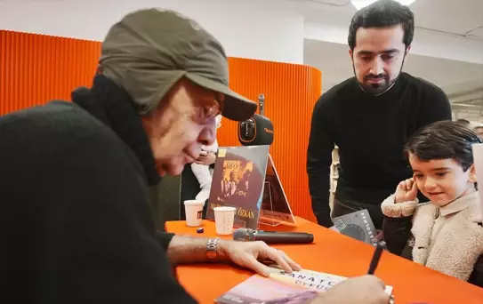 Mazhar Alanson'un 'Sanatçının Öyküsü' Tanıtıldı