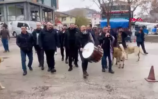 Tunceli'de Avukatlar 'Gağan' Geleneğiyle Yeni Yılı Karşıladı