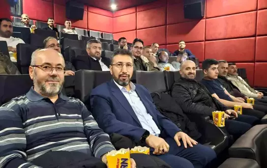 Bandırma'da 'Hep 33 Yaşında' Belgeseli Gösterimi
