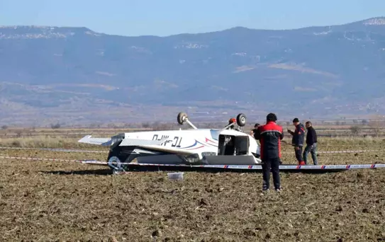 Isparta'dan Eğitim Uçağı Sert İniş Yaptı