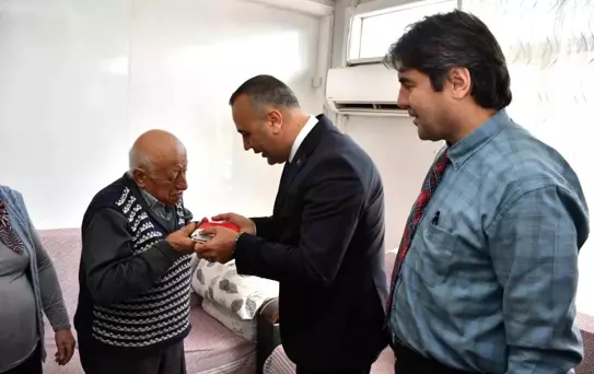 Manisa'da hayattaki 12 Kore Gazisi ziyaret edildi
