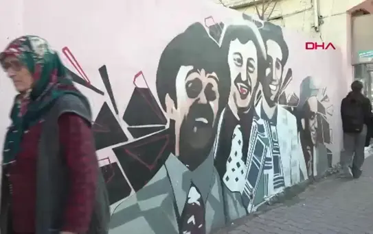 Adana'da Sinema Sokağı'na Ferdi Tayfur Resmi İsteği