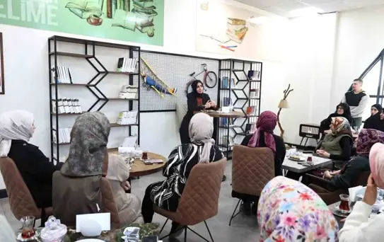 Sultangazi'de Yazar Sibel Oğuz ile Kitap Sohbeti