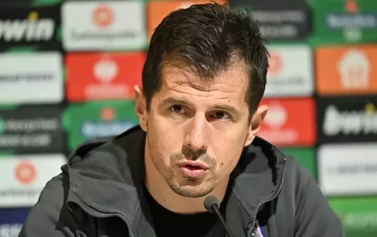 Süper Lig'e geri dönen Emre Belözoğlu ilk transferlerini Fenerbahçe'den yapıyor