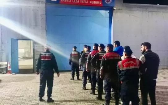 Bodrum'da Eş Zamanlı Uyuşturucu Operasyonu: 7 Tutuklama