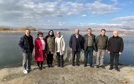Eber Gölü'nde Çevresel Restorasyon Projesi