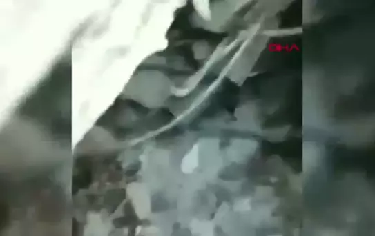 Depremde ekibiyle yüzlerce kişiyi enkazdan sağ çıkaran dernek başkanından duygusal paylaşım