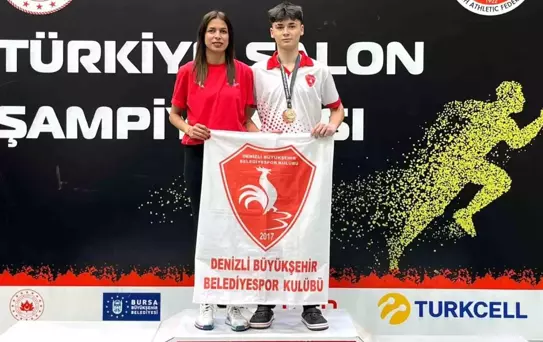 Arda Bakırhan U-16 Türkiye Salon Şampiyonası'nda Şampiyon Oldu