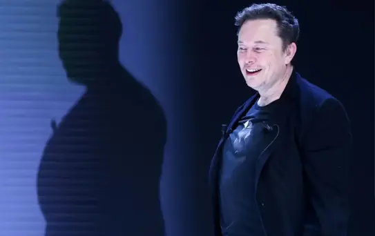 Elon Musk bu kez onları hedef aldı: Çılgın insanlar