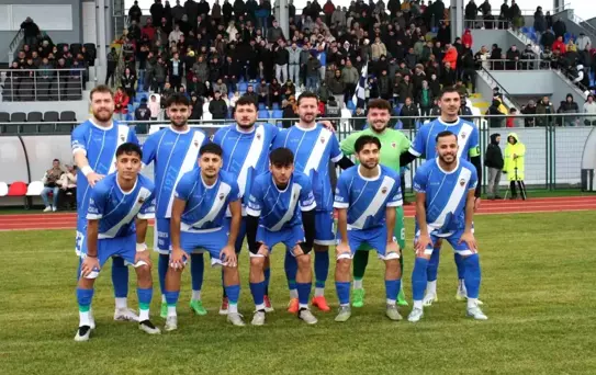 Vitraspor Çayırova'ya Yenildi