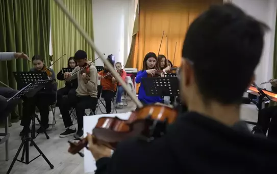 Ayvalık'ta Sanatla Büyüyen Çocuklar