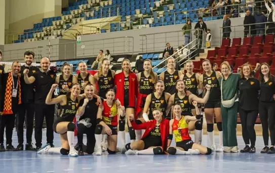 Papara Göztepe ve İnfo Yatırım Karşıyaka Play-Off'a Yükseldi