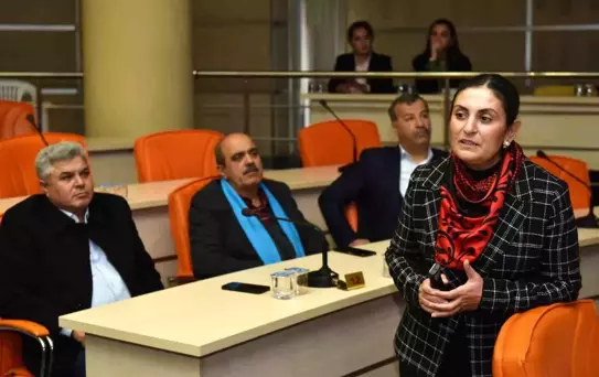 Kepez Belediyesi, Mahalle Muhtarlarına Afet Farkındalık Eğitimi Düzenledi