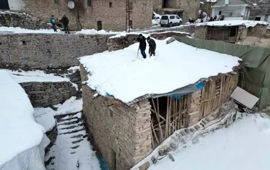 Uludere'de Kar Temizleme Geleneği