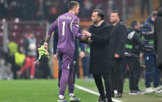 Okan Buruk'un tercihi olay oldu: Muslera neden yedek?