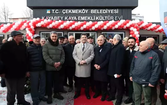 Çekmeköy'de Emeklilere Özel Kültürevi Açıldı