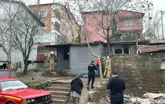 Üsküdar'da Gecekondu Yangını