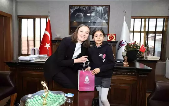 Başkan Durbay, Dua Eden Nehir'i Makamında Ağırladı
