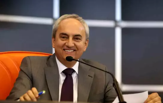 Başkan Kocagöz: 'Kepez'de 1986 model greyder ile çalışıyoruz'
