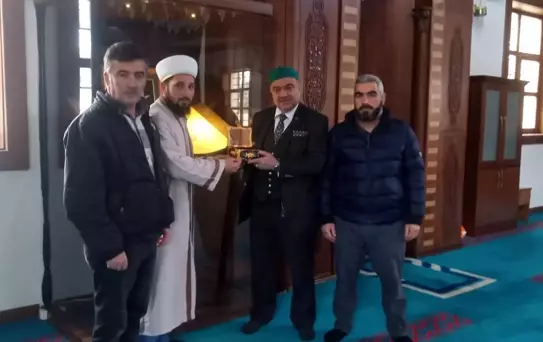 Sakal-ı Şerif Ertuğrul Gazi Camii'nde